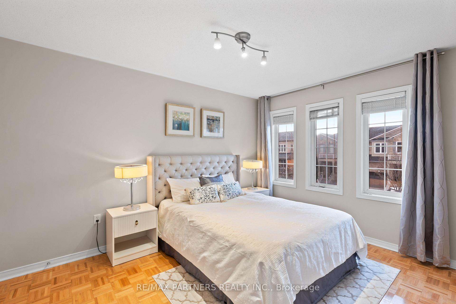 Photo 15 of 46 Dylan Street, Vaughan, Vellore Village — HOMEH
