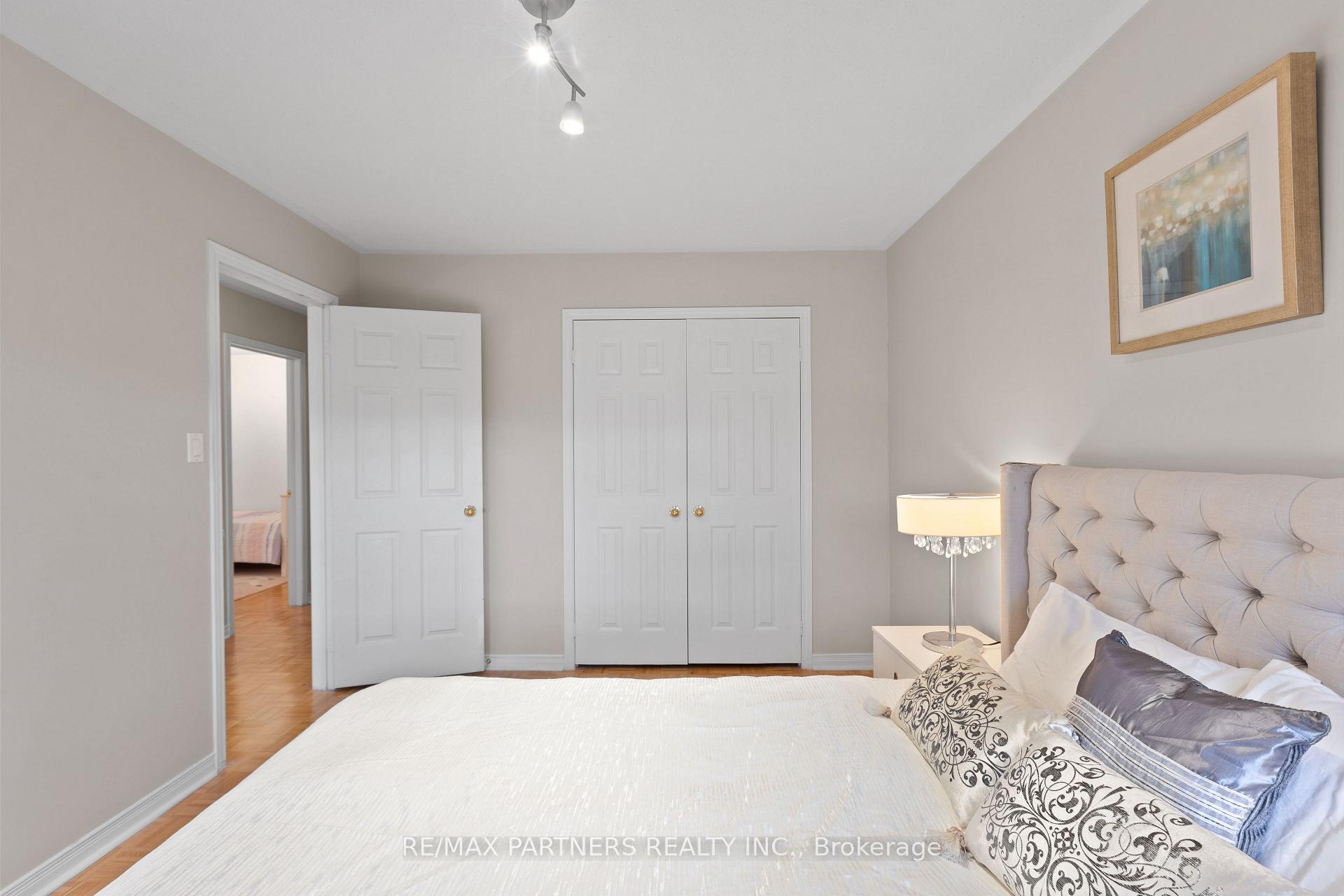 Photo 17 of 46 Dylan Street, Vaughan, Vellore Village — HOMEH