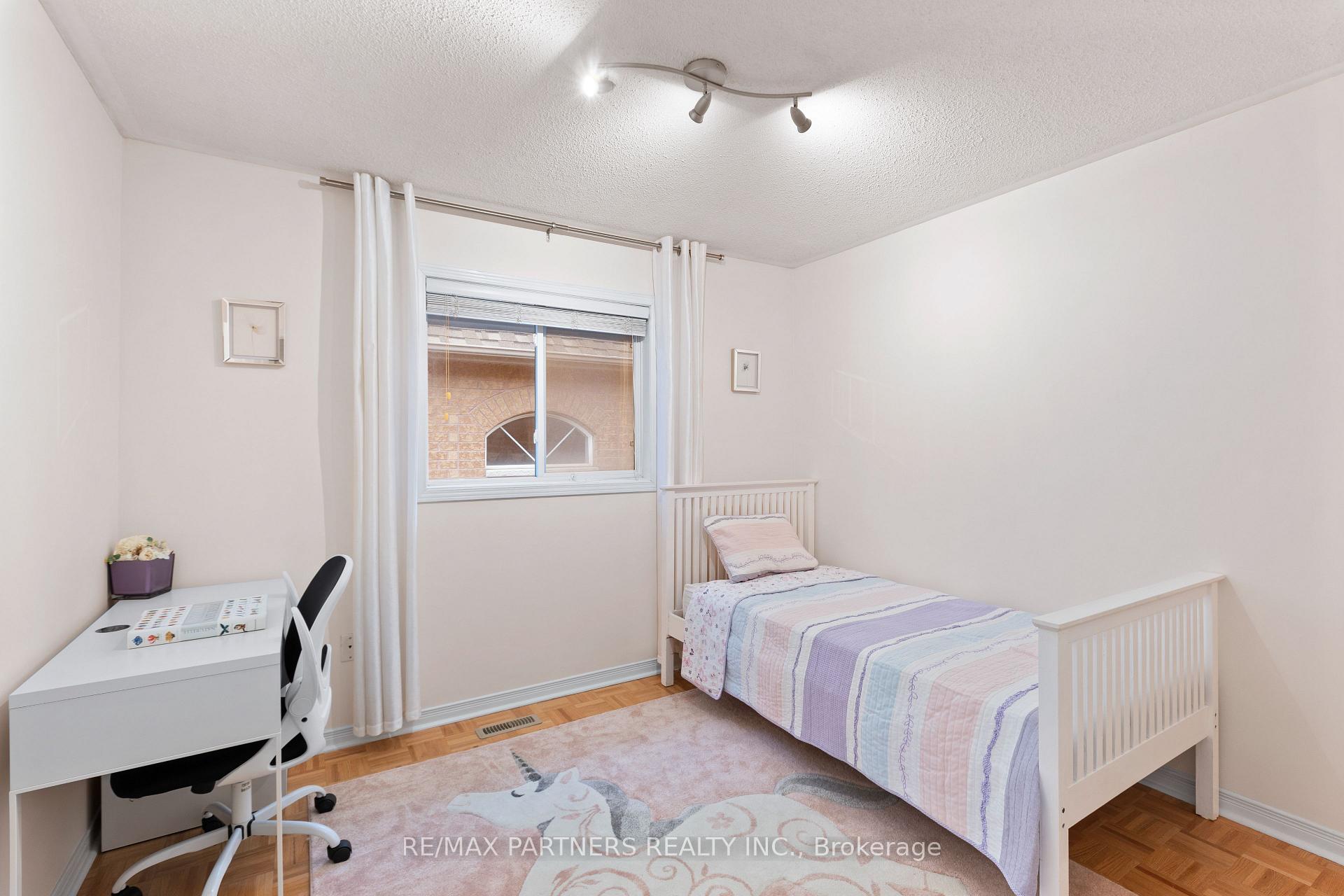 Photo 18 of 46 Dylan Street, Vaughan, Vellore Village — HOMEH