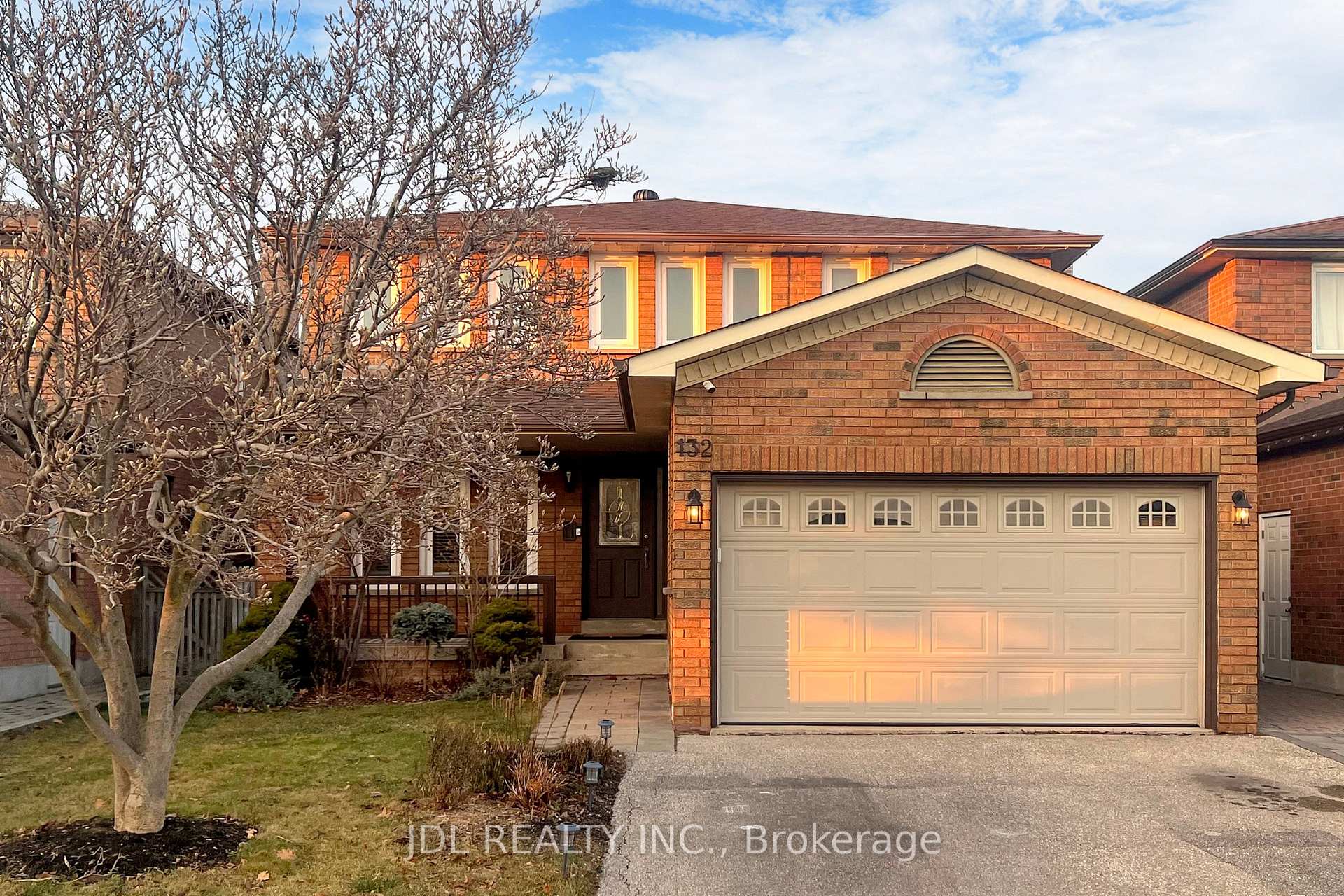 Front of 132 Belview Avenue