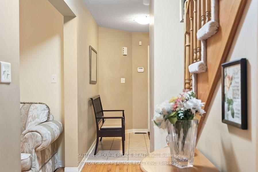 Photo 7 of 3 Angier Crescent, Ajax, South East — HOMEH