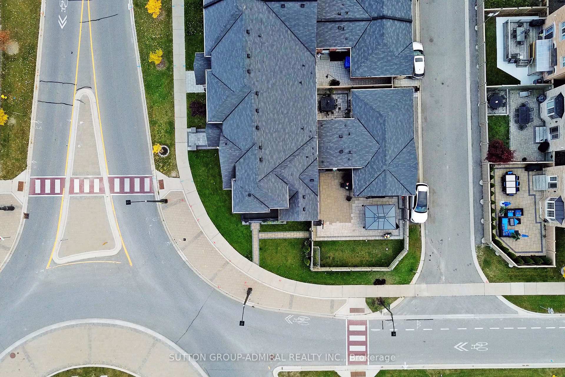 Photo 37 of 286 Barons Street, Vaughan, Kleinburg — HOMEH