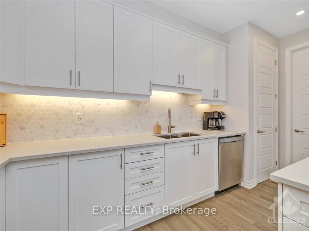 Photo 11 of 100 Umbra Place, Ottawa, Barrhaven - Half Moon Bay — HOMEH
