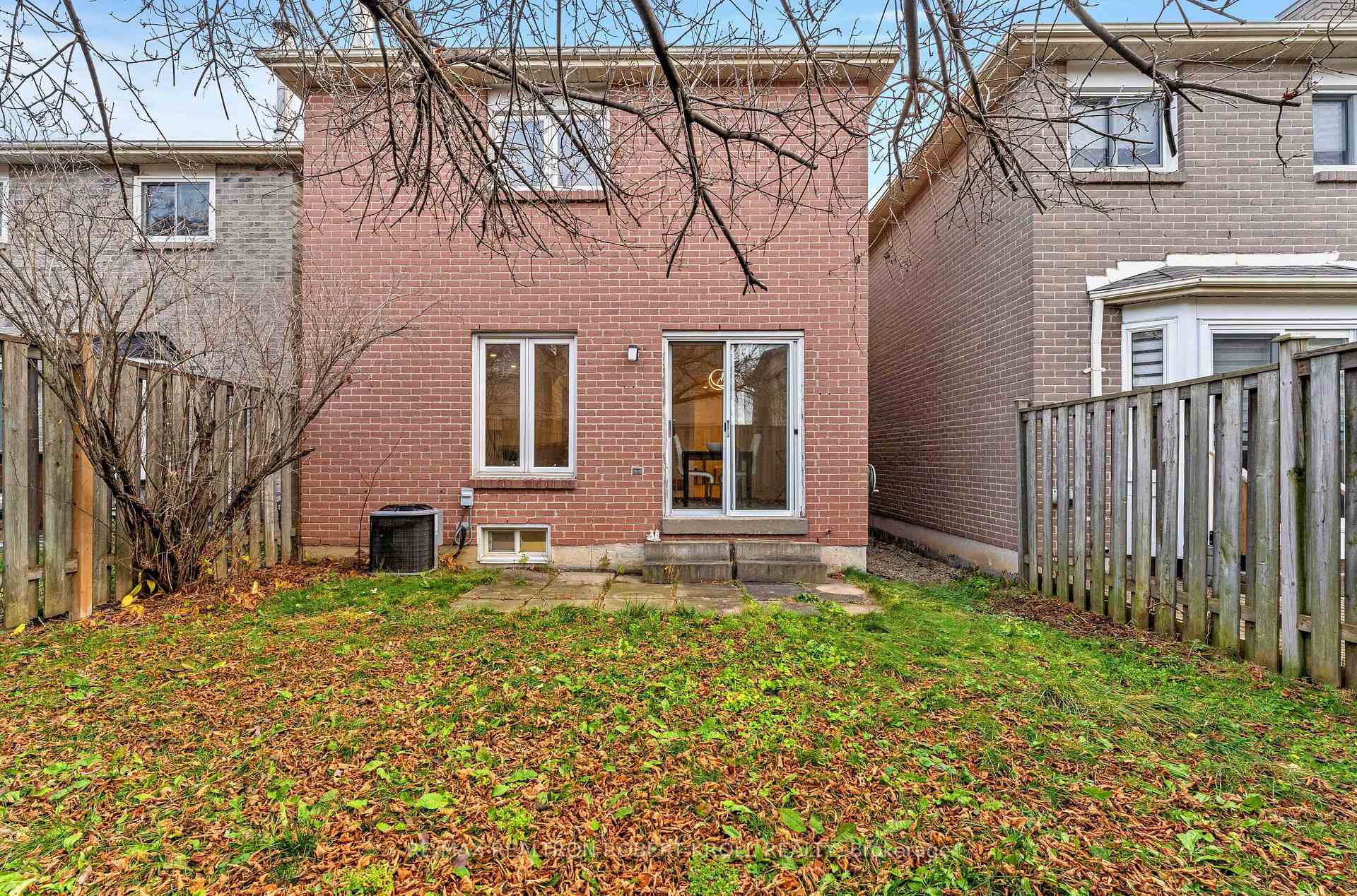 Photo 29 of 31 York Hill Boulevard, Vaughan, Crestwood-Springfarm-Yorkhill — HOMEH
