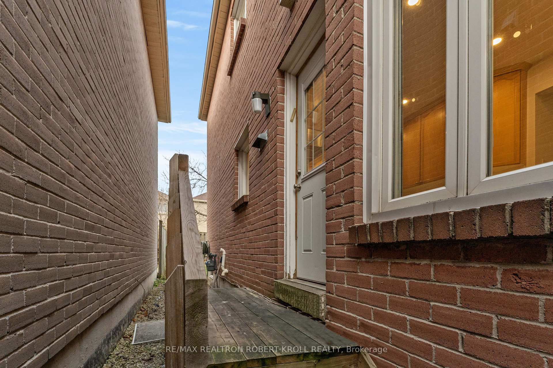 Photo 31 of 31 York Hill Boulevard, Vaughan, Crestwood-Springfarm-Yorkhill — HOMEH