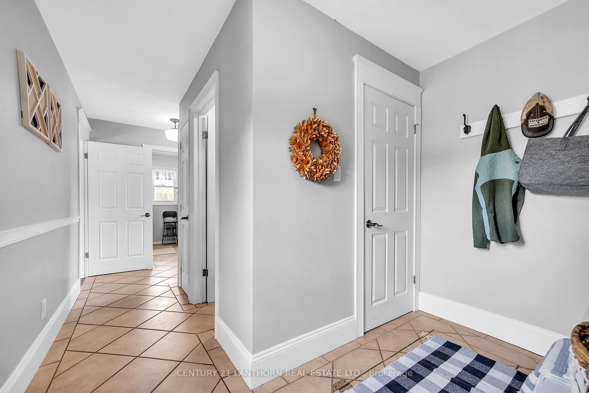 Photo 30 of 66 O'Neill Drive, Belleville, Belleville Ward — HOMEH