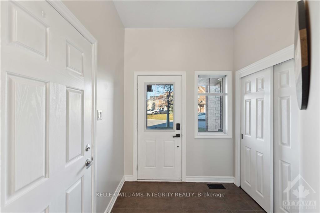 Photo 2 of 324 Balinroan Crescent, Ottawa, Barrhaven - Strandherd — HOMEH