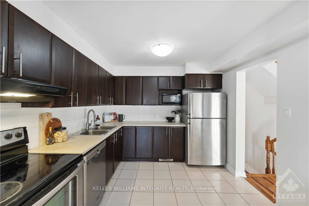 Photo 10 of 324 Balinroan Crescent, Ottawa, Barrhaven - Strandherd — HOMEH