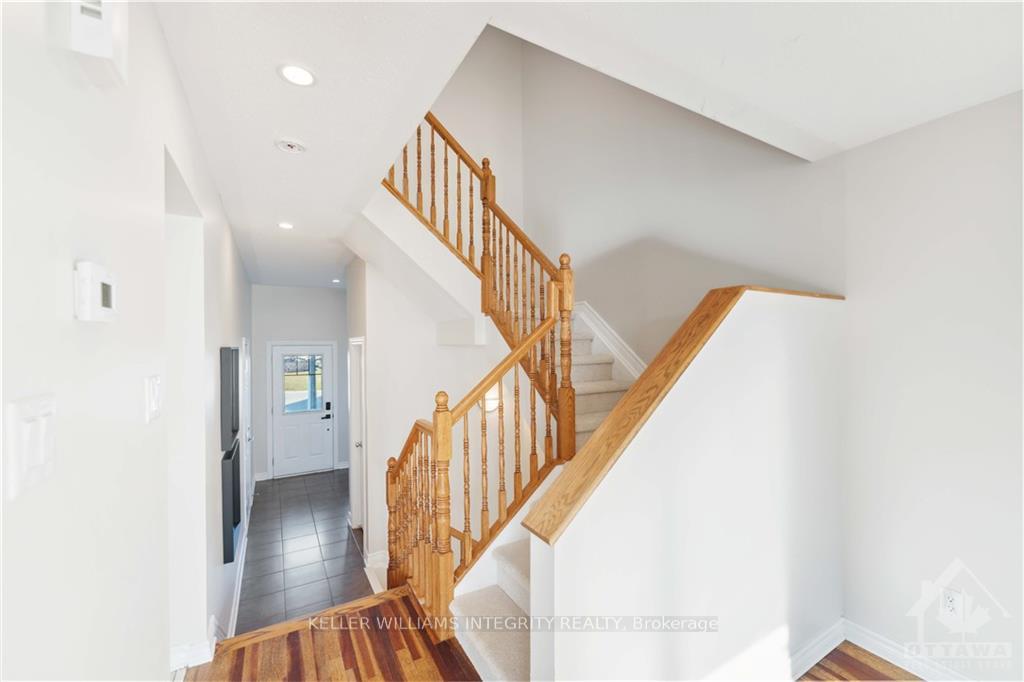 Photo 13 of 324 Balinroan Crescent, Ottawa, Barrhaven - Strandherd — HOMEH