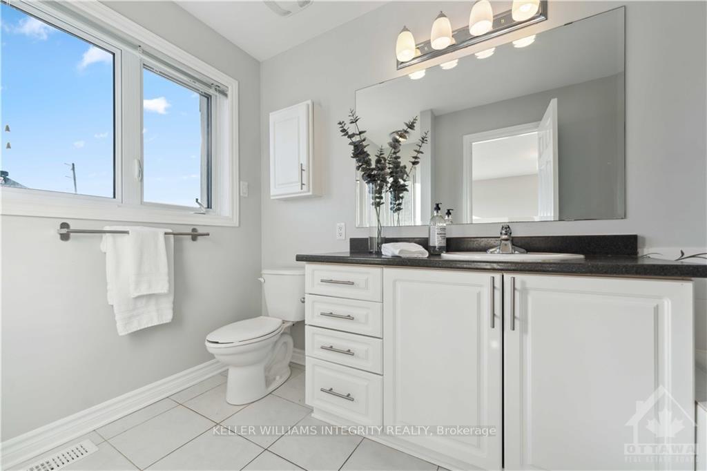 Photo 16 of 324 Balinroan Crescent, Ottawa, Barrhaven - Strandherd — HOMEH