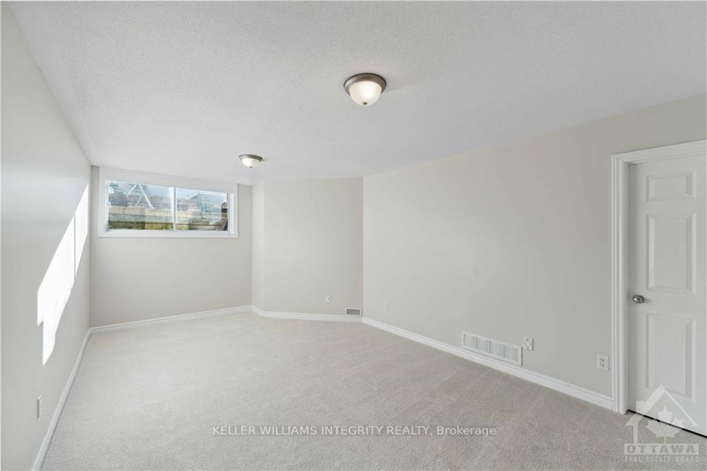 Photo 25 of 324 Balinroan Crescent, Ottawa, Barrhaven - Strandherd — HOMEH