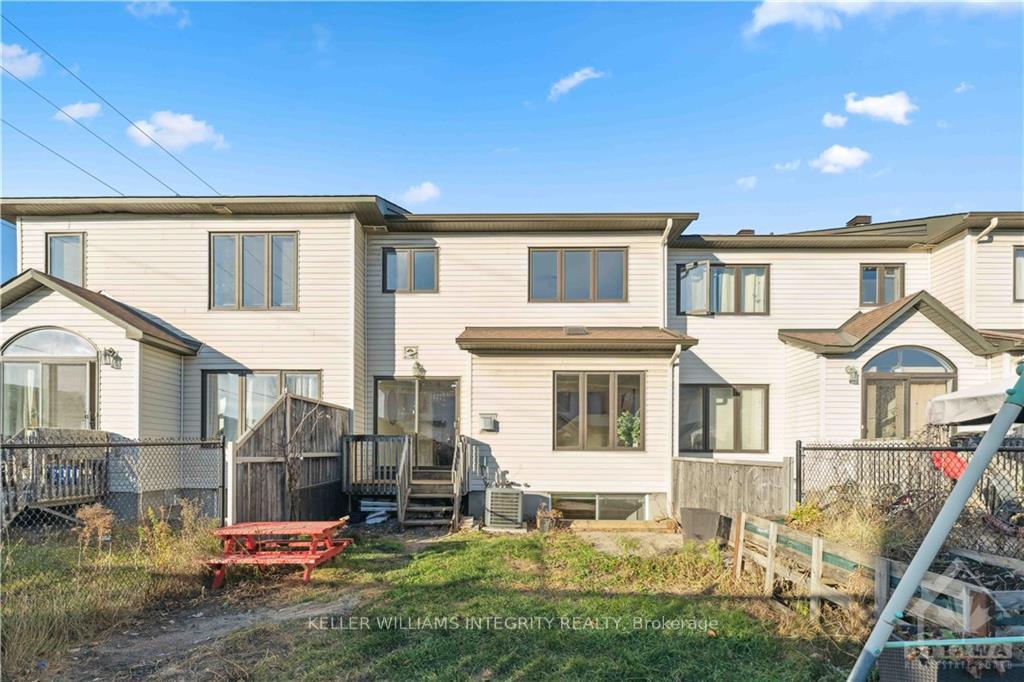 Photo 27 of 324 Balinroan Crescent, Ottawa, Barrhaven - Strandherd — HOMEH