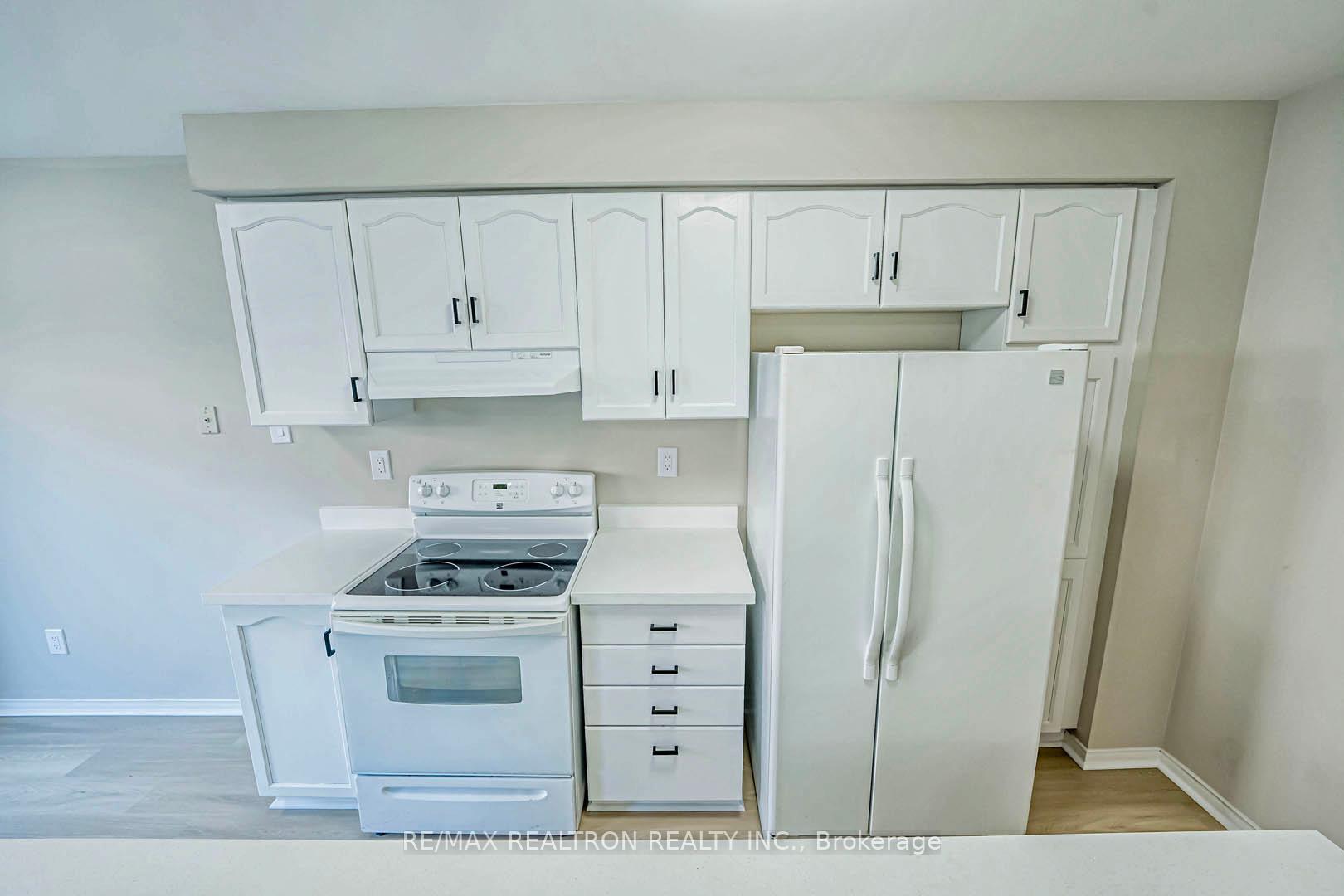Photo 21 of 32 Kelso Crescent, Vaughan, Maple — HOMEH
