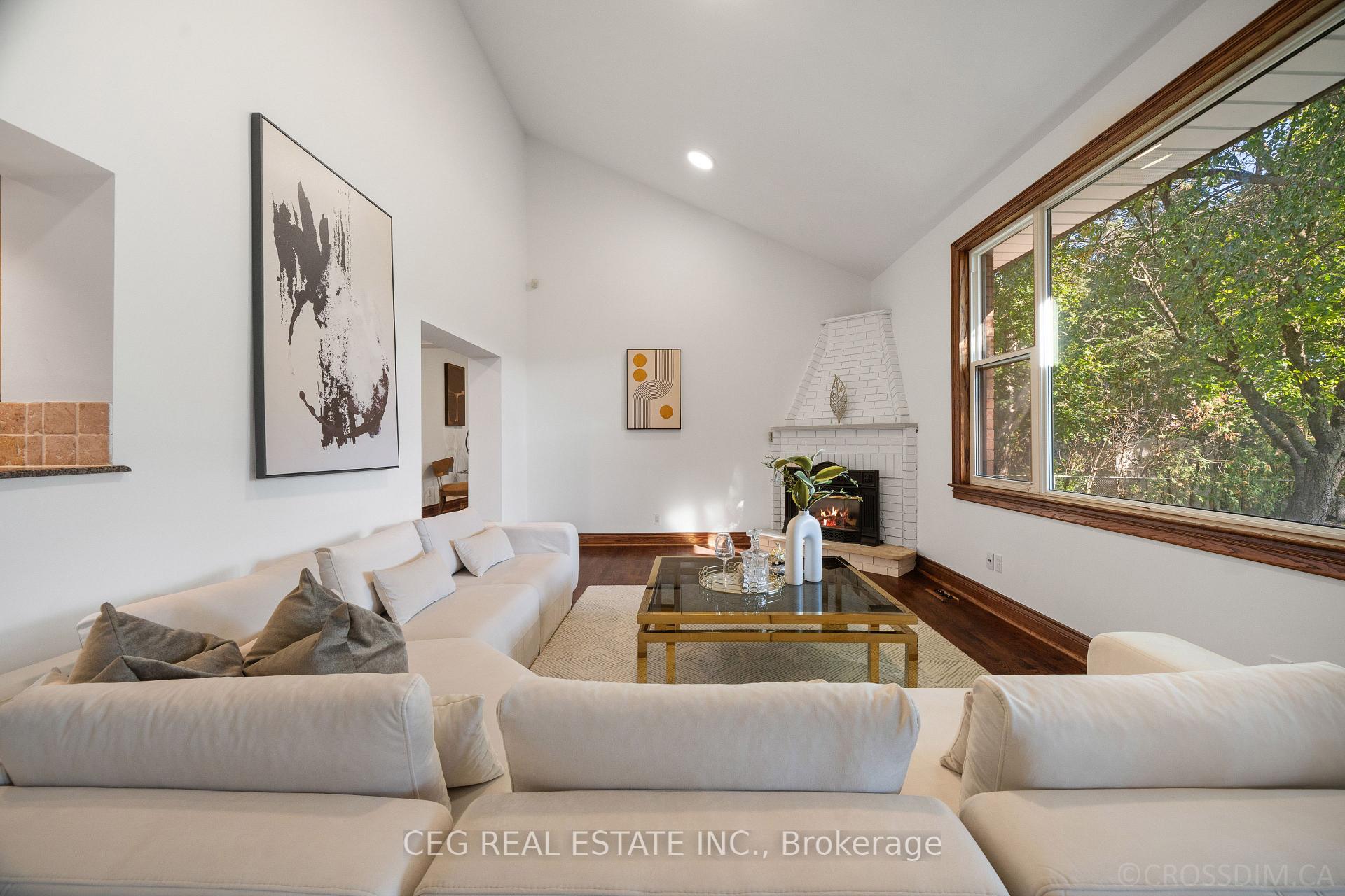 Photo 24 of 19 Helen Avenue, Vaughan, Uplands — HOMEH