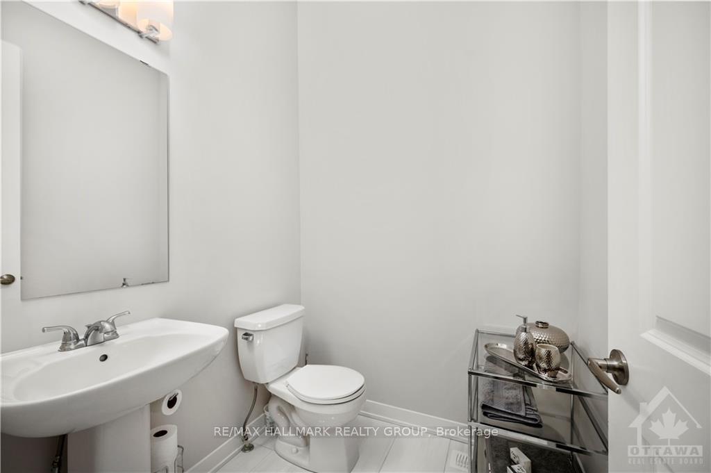 Photo 5 of 1828 Haiku Street, Ottawa, Barrhaven - Half Moon Bay — HOMEH