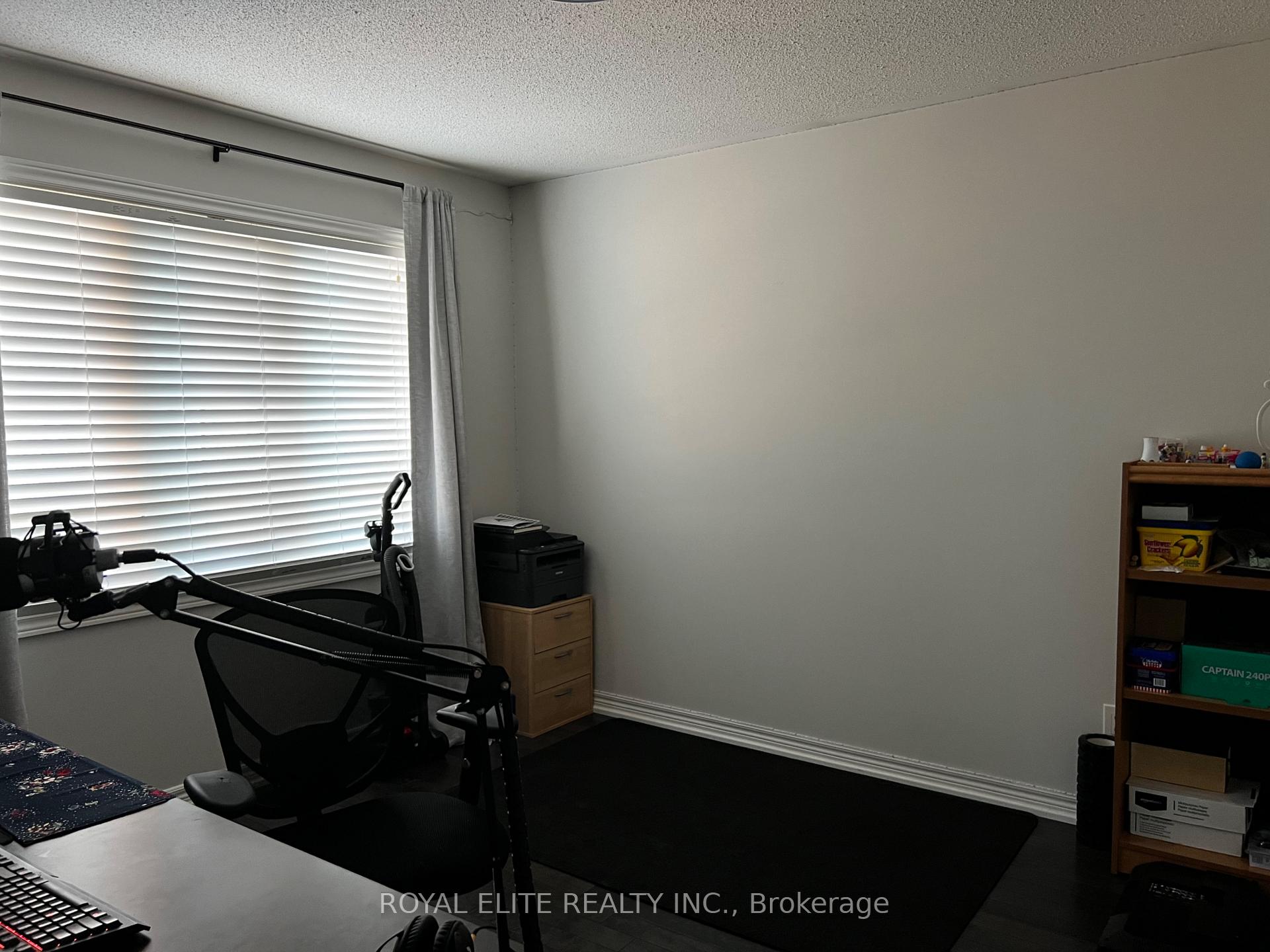 Photo 4 of 84 Battleford Avenue, Vaughan, Vellore Village — HOMEH