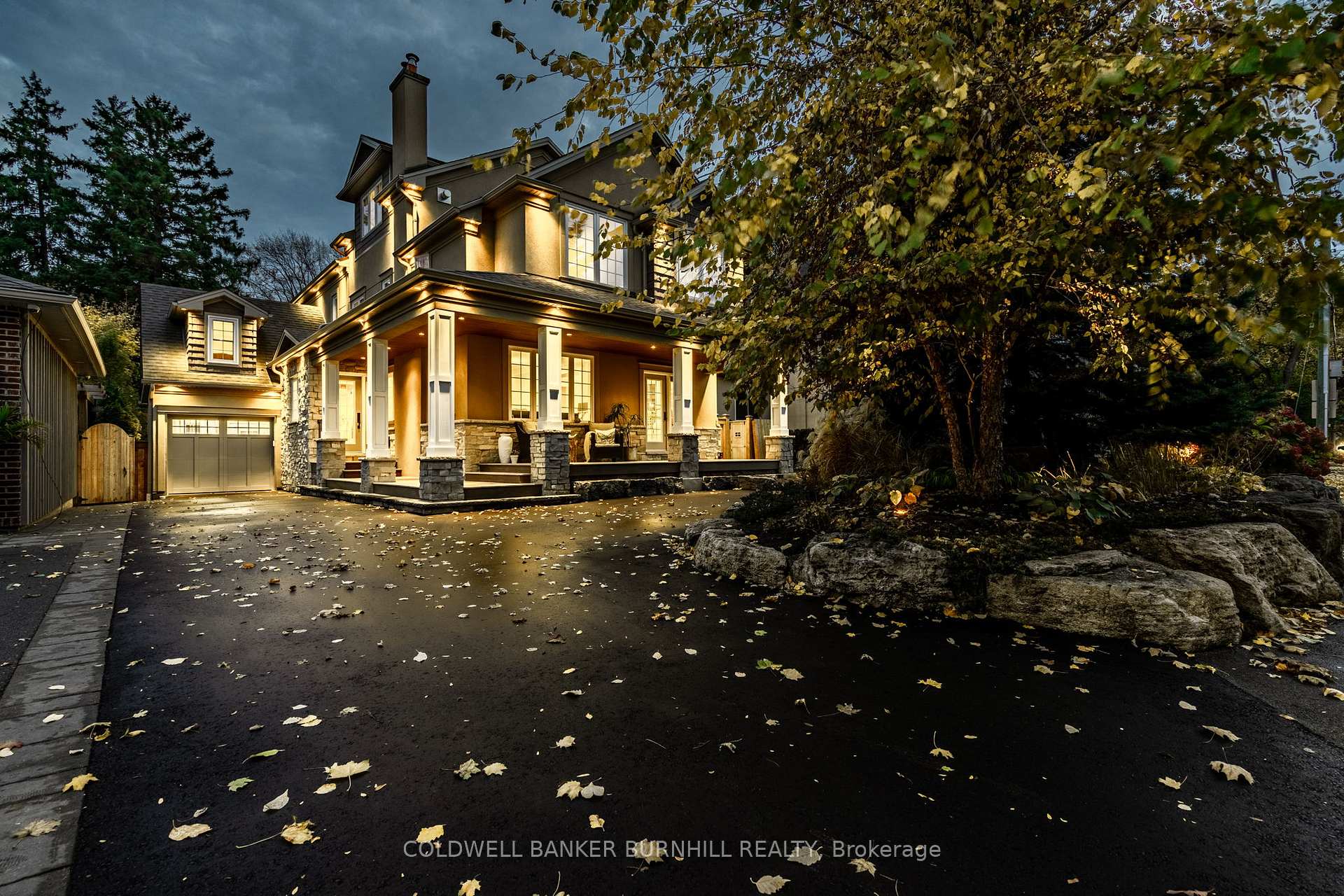 Front of 1016 North Shore Boulevard E