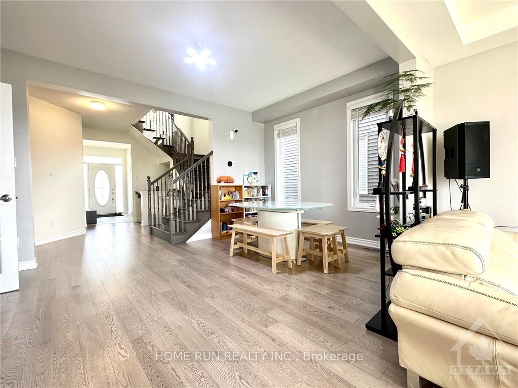 Photo 2 of 306 Proxima Terrace, Ottawa, Barrhaven - Half Moon Bay — HOMEH