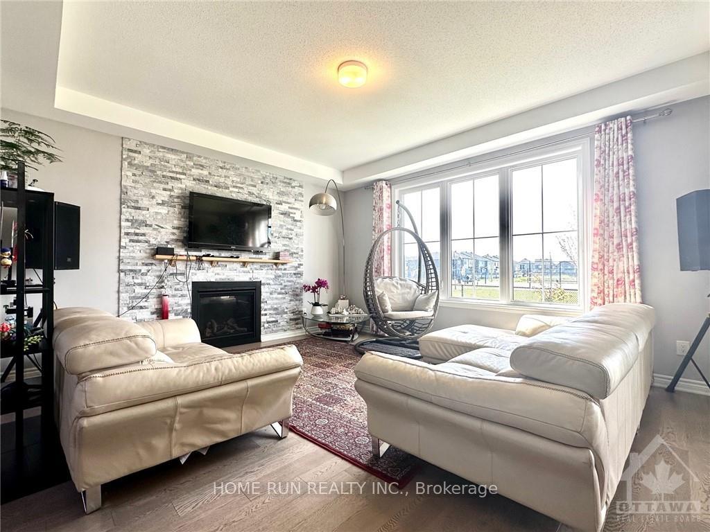 Photo 6 of 306 Proxima Terrace, Ottawa, Barrhaven - Half Moon Bay — HOMEH