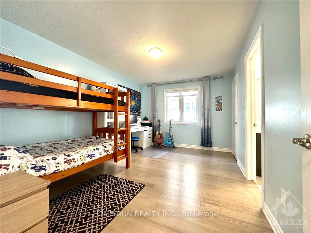 Photo 13 of 306 Proxima Terrace, Ottawa, Barrhaven - Half Moon Bay — HOMEH