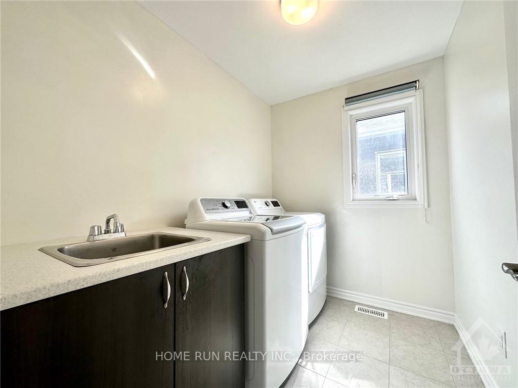 Photo 16 of 306 Proxima Terrace, Ottawa, Barrhaven - Half Moon Bay — HOMEH