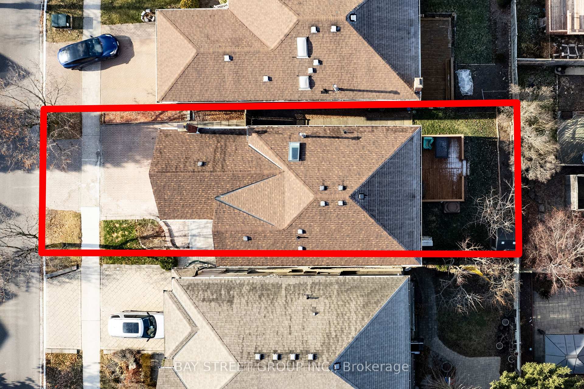 Photo 33 of 36 Pinewood Drive, Vaughan, Crestwood-Springfarm-Yorkhill — HOMEH