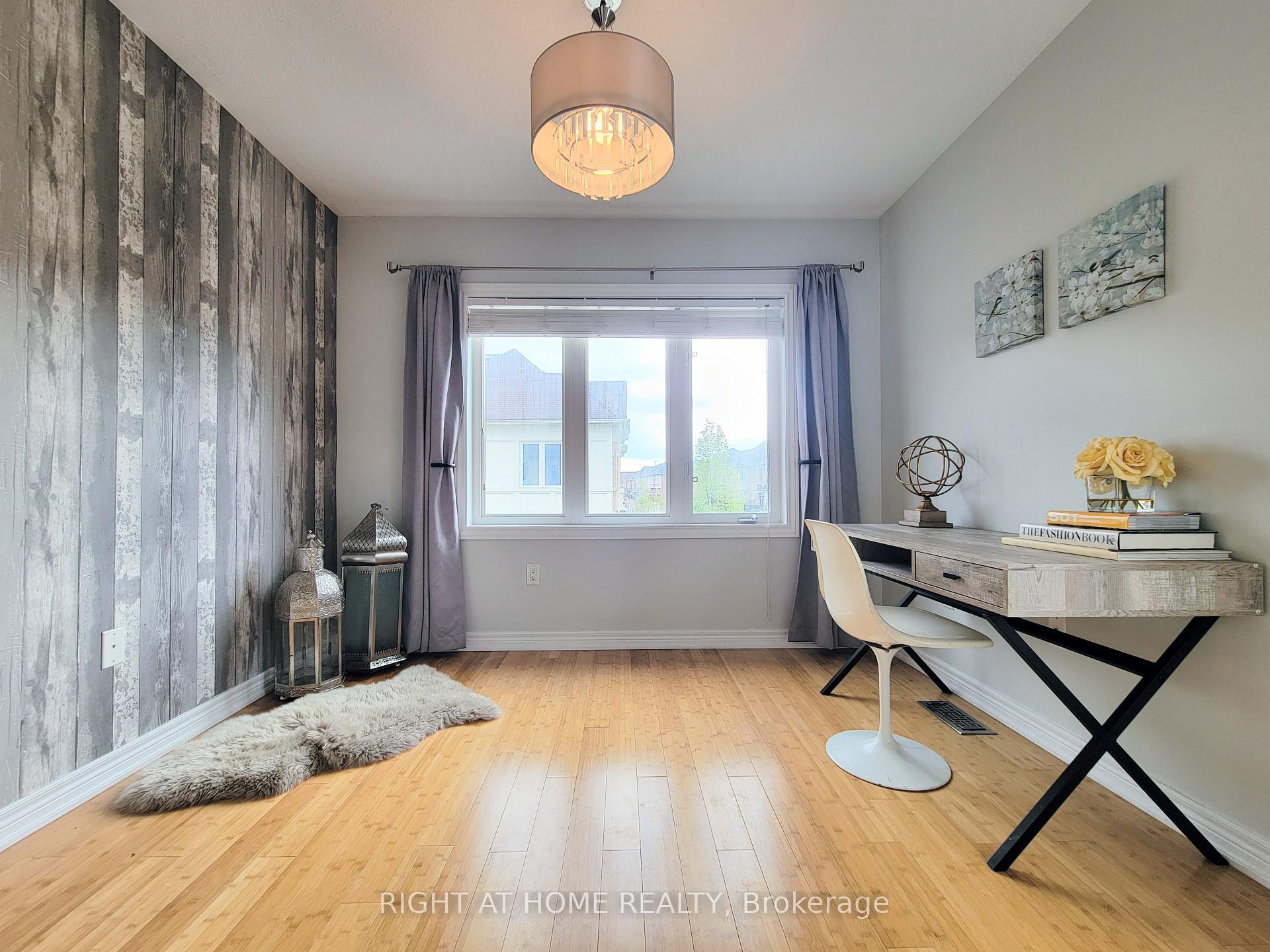 Photo 9 of 75 Vittorio De Luca Drive, Vaughan, East Woodbridge — HOMEH