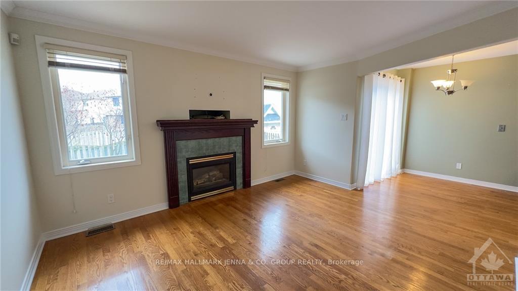 Photo 10 of 59 Montana Way, Ottawa, Barrhaven - Longfields — HOMEH