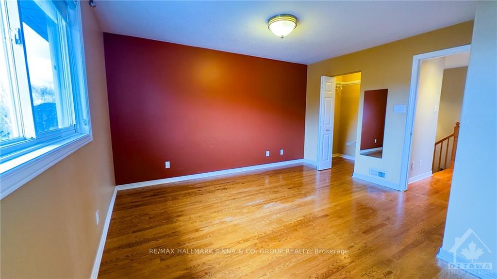 Photo 13 of 59 Montana Way, Ottawa, Barrhaven - Longfields — HOMEH