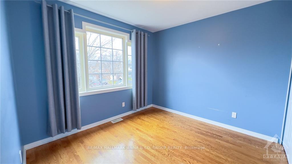 Photo 18 of 59 Montana Way, Ottawa, Barrhaven - Longfields — HOMEH