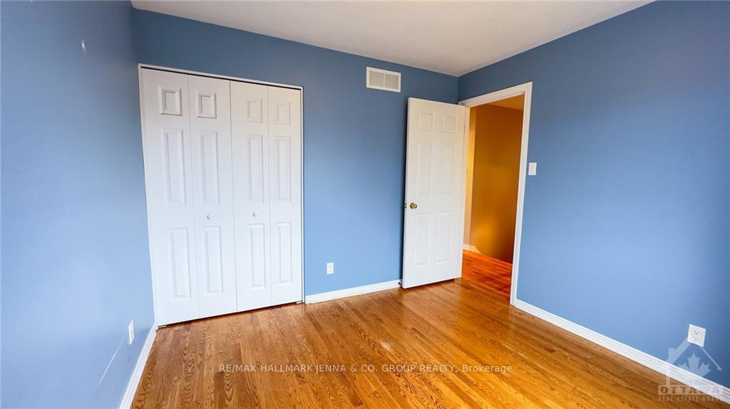 Photo 19 of 59 Montana Way, Ottawa, Barrhaven - Longfields — HOMEH
