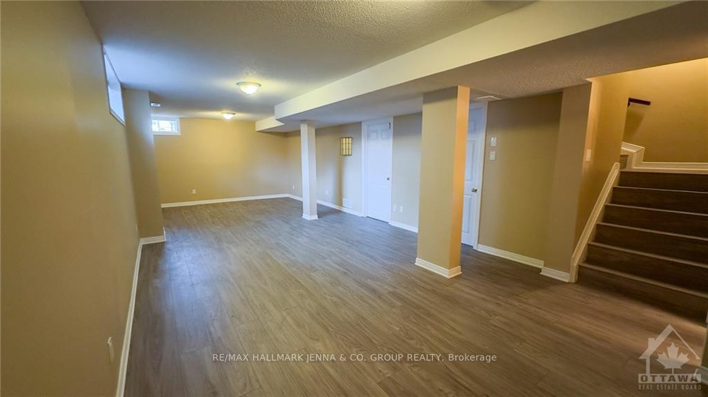 Photo 23 of 59 Montana Way, Ottawa, Barrhaven - Longfields — HOMEH