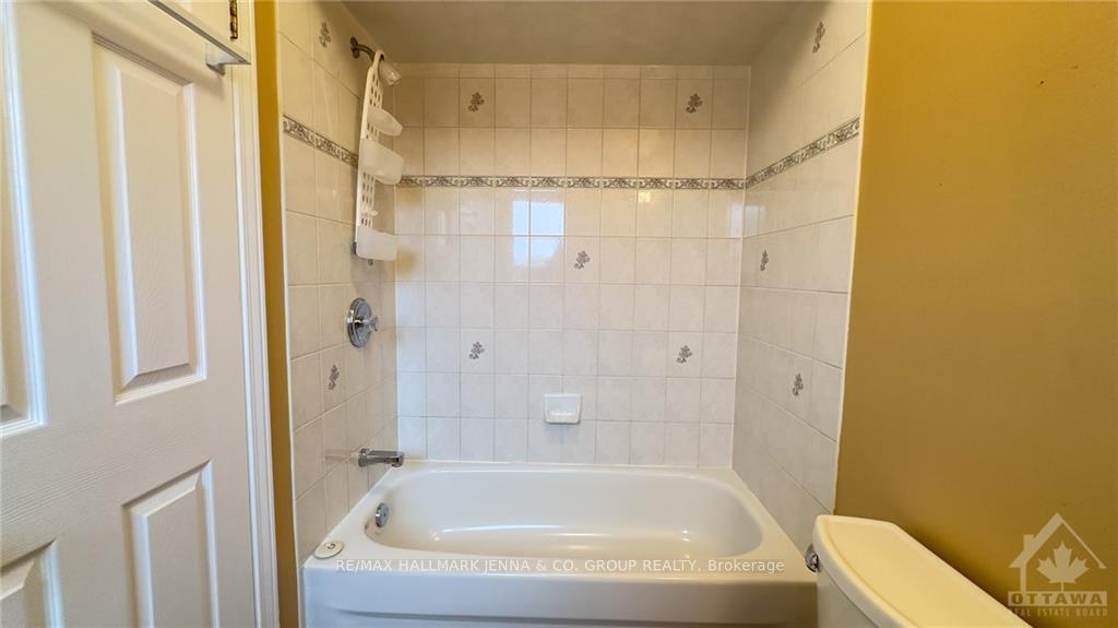 Photo 24 of 59 Montana Way, Ottawa, Barrhaven - Longfields — HOMEH