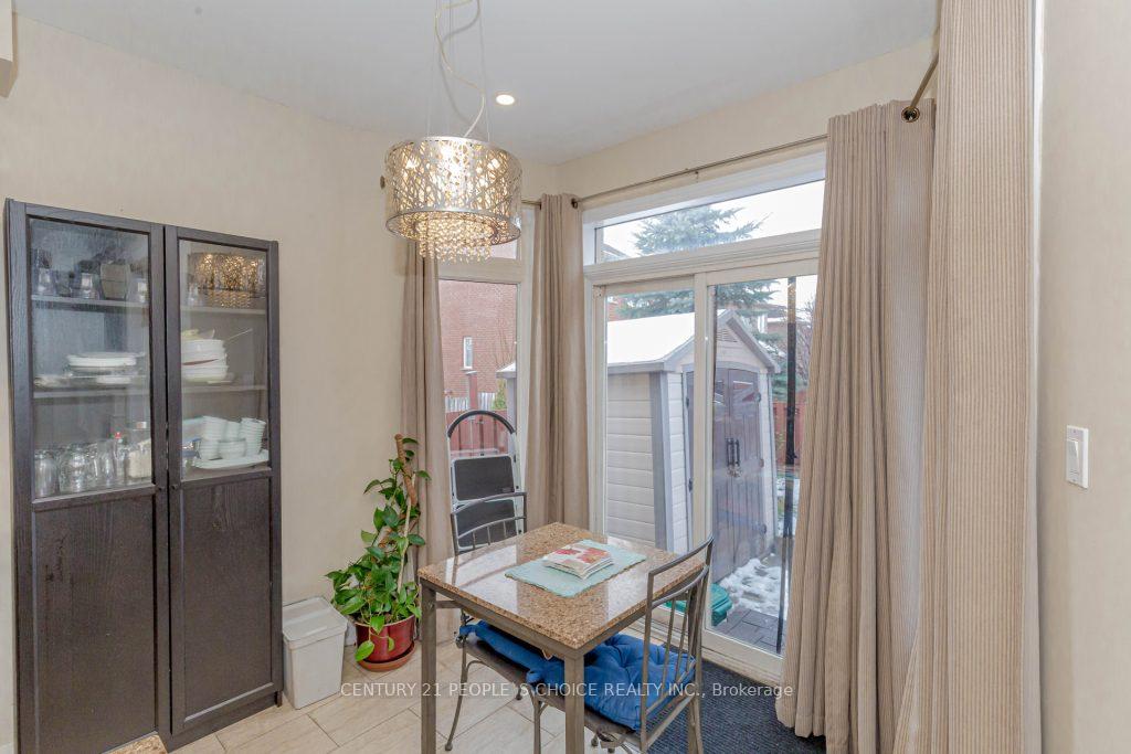 Photo 16 of 92 Legnano Crescent, Vaughan, Vellore Village — HOMEH