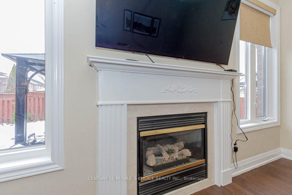 Photo 18 of 92 Legnano Crescent, Vaughan, Vellore Village — HOMEH