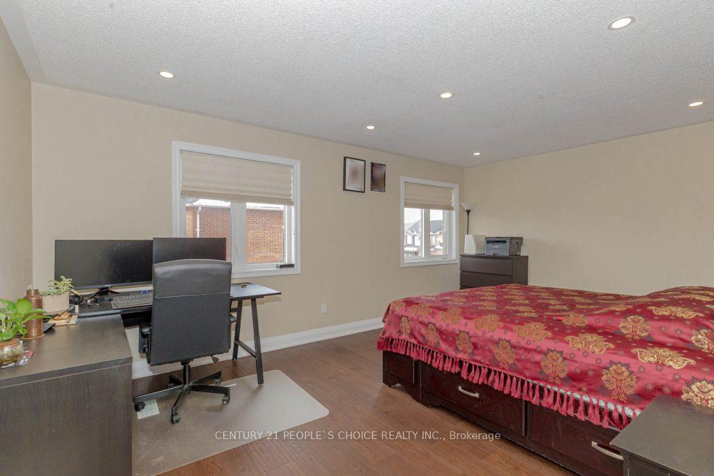 Photo 22 of 92 Legnano Crescent, Vaughan, Vellore Village — HOMEH
