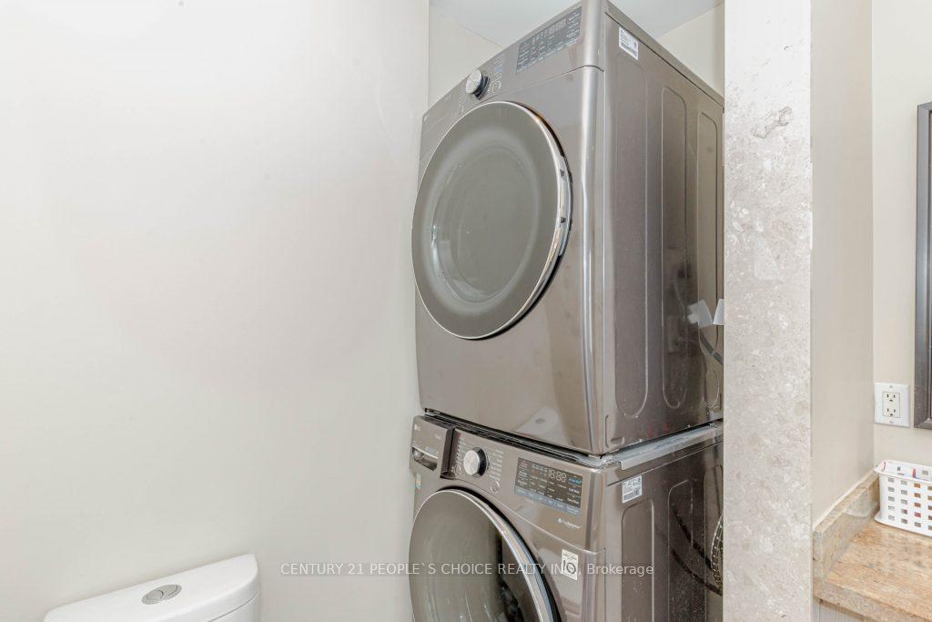 Photo 25 of 92 Legnano Crescent, Vaughan, Vellore Village — HOMEH
