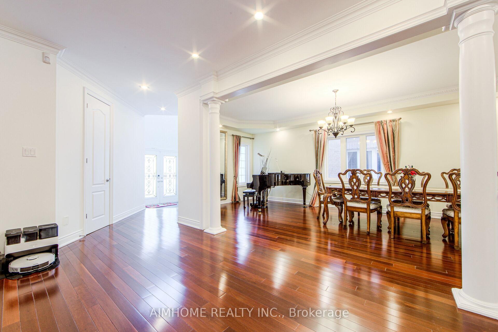 Photo 8 of 147 Ner Israel Drive, Vaughan, Patterson — HOMEH