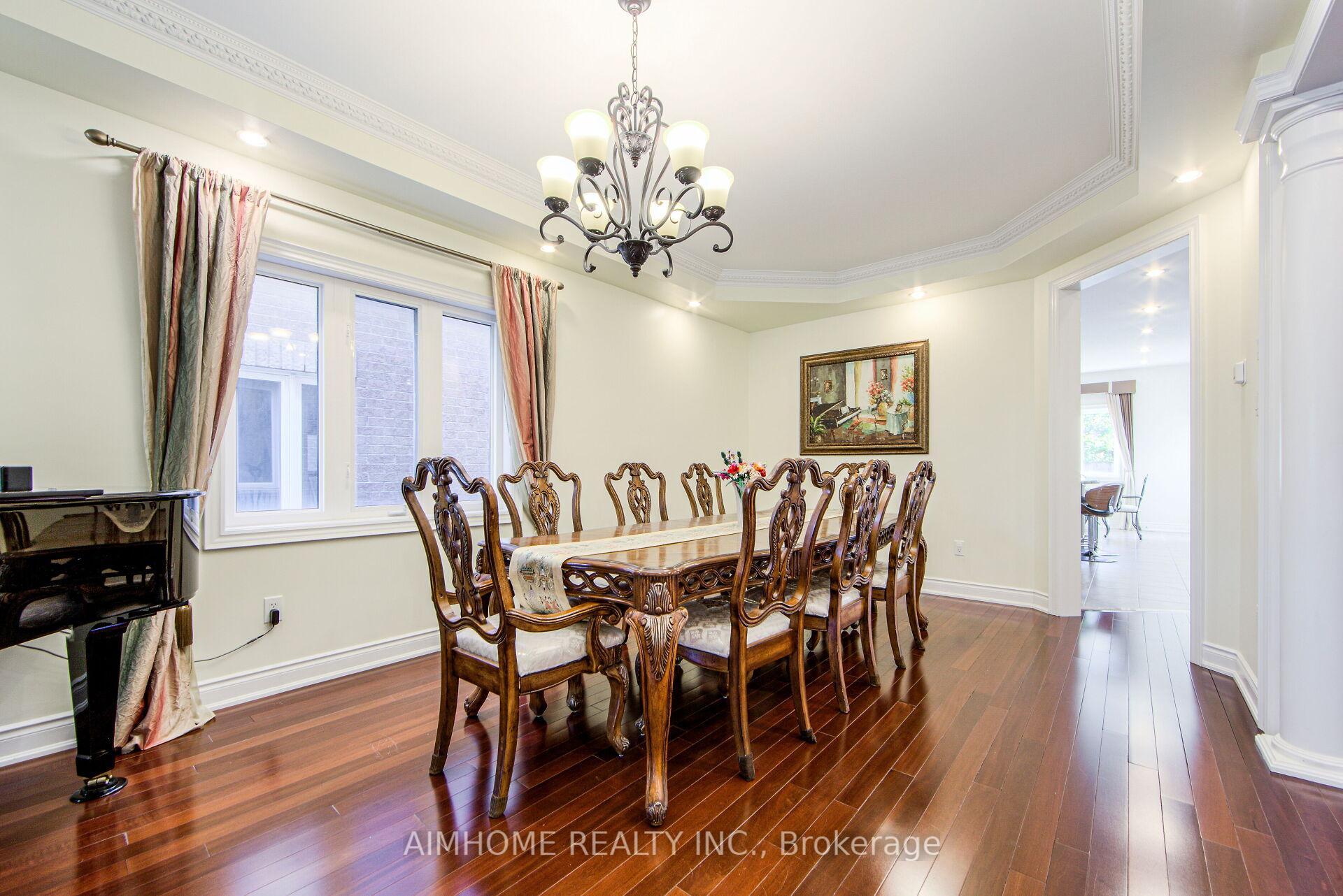 Photo 10 of 147 Ner Israel Drive, Vaughan, Patterson — HOMEH