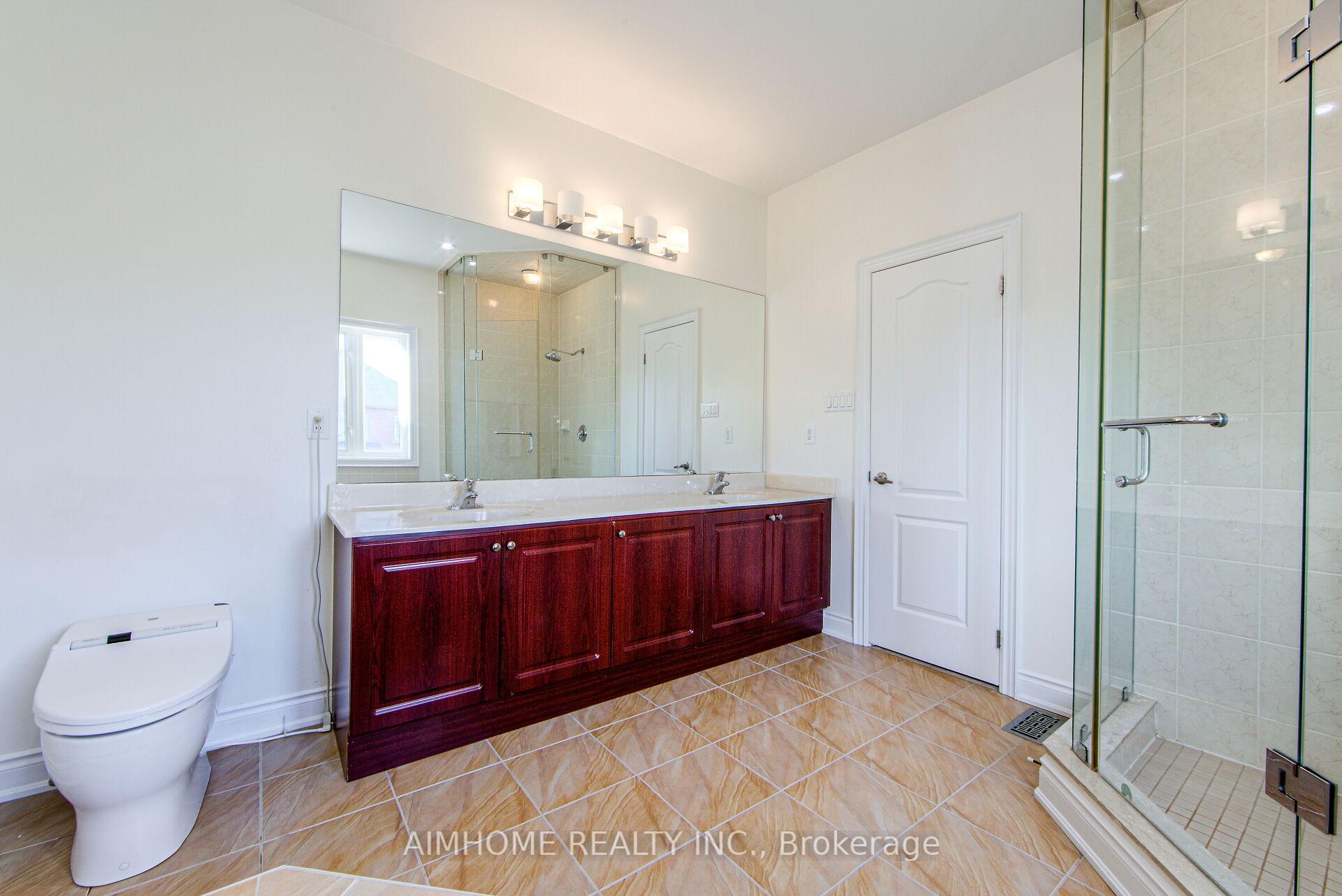 Photo 25 of 147 Ner Israel Drive, Vaughan, Patterson — HOMEH