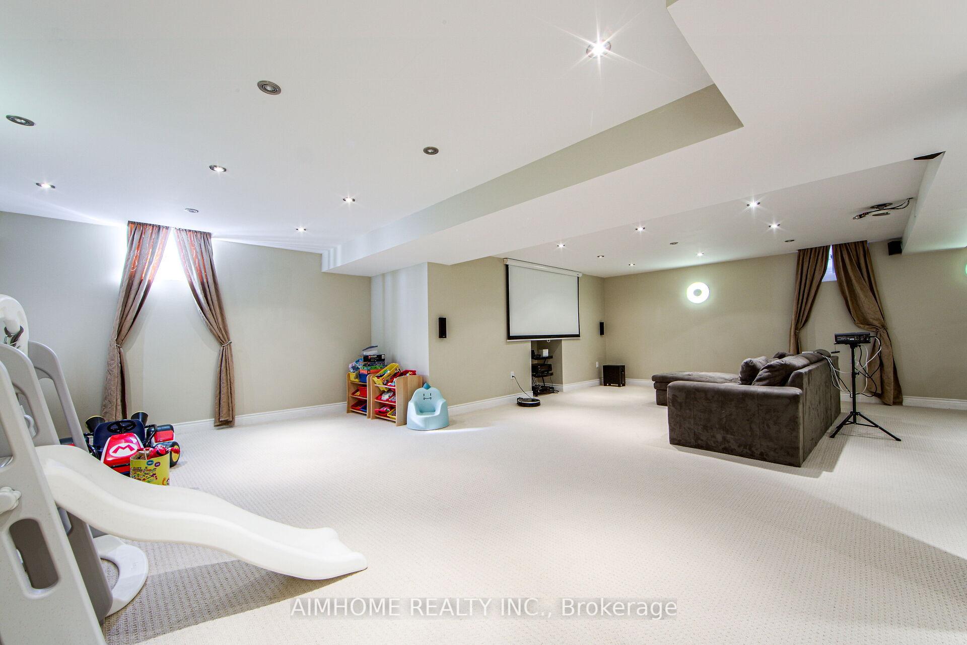Photo 33 of 147 Ner Israel Drive, Vaughan, Patterson — HOMEH