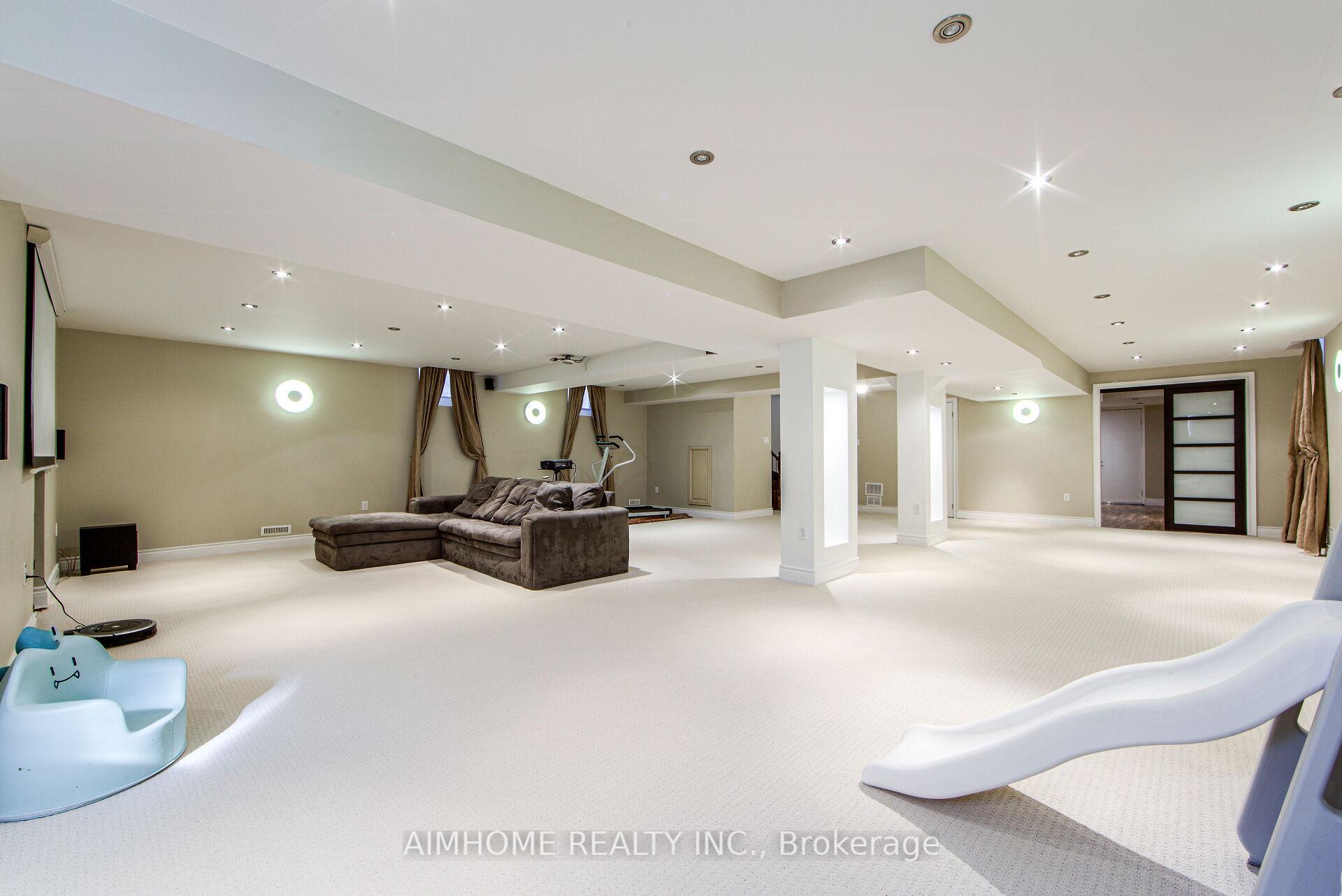 Photo 34 of 147 Ner Israel Drive, Vaughan, Patterson — HOMEH