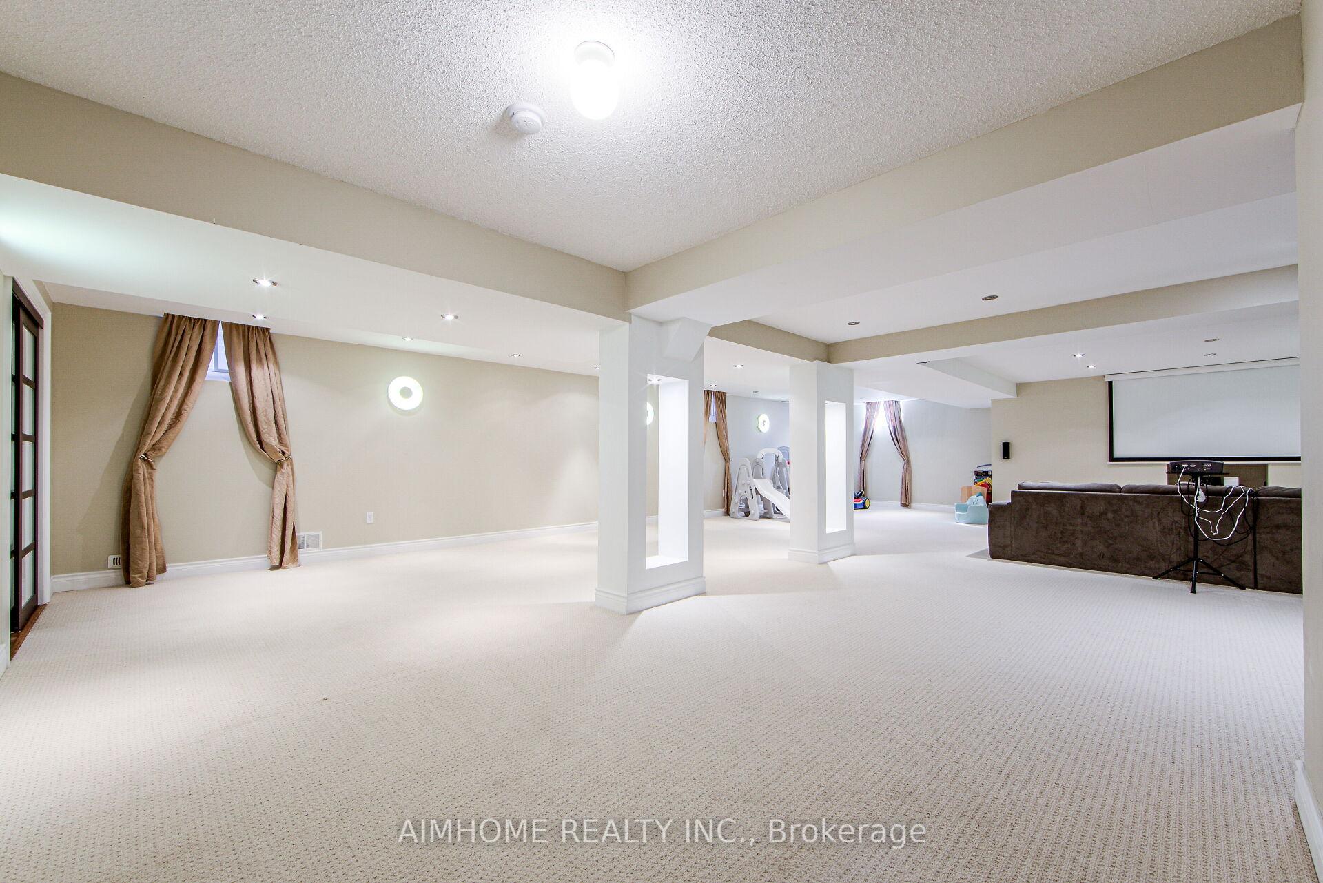Photo 35 of 147 Ner Israel Drive, Vaughan, Patterson — HOMEH
