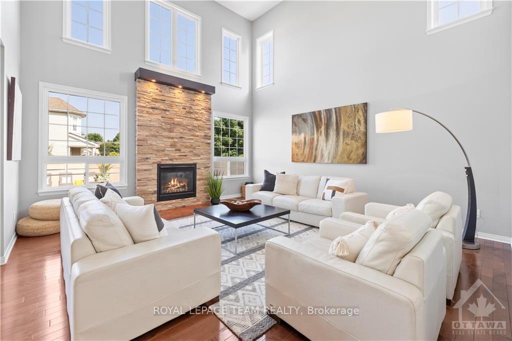 Photo 5 of 650 Brookwood Circle, Ottawa, Barrhaven - Stonebridge — HOMEH