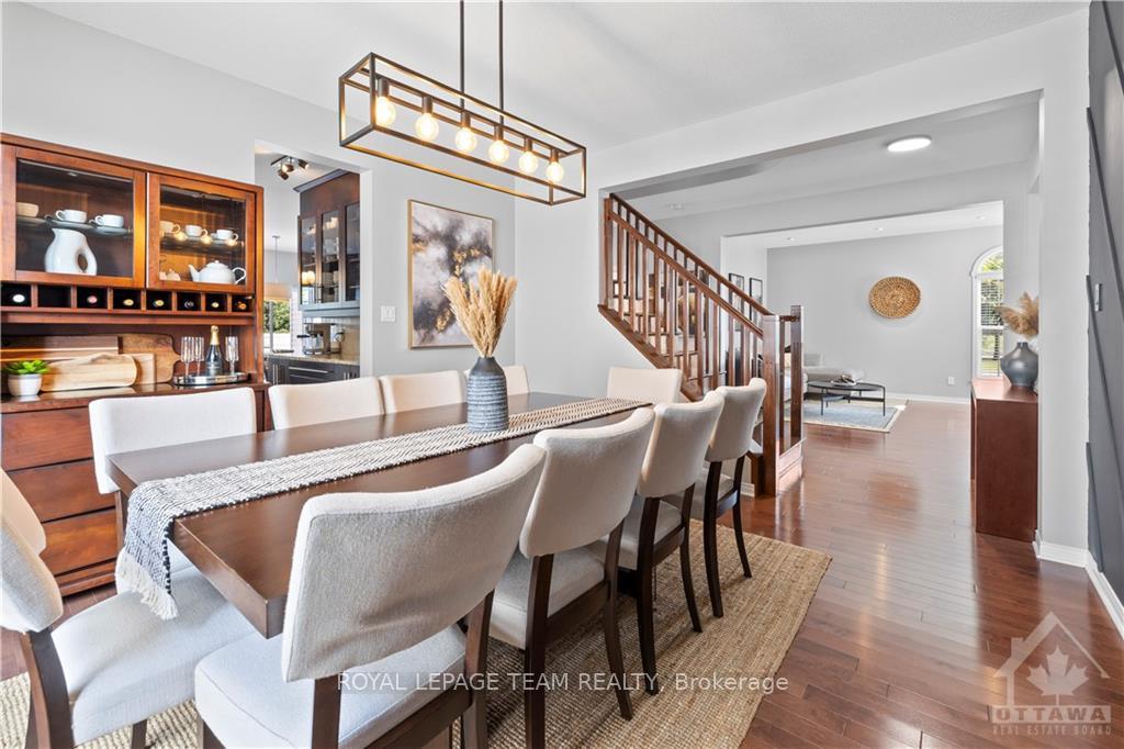 Photo 8 of 650 Brookwood Circle, Ottawa, Barrhaven - Stonebridge — HOMEH