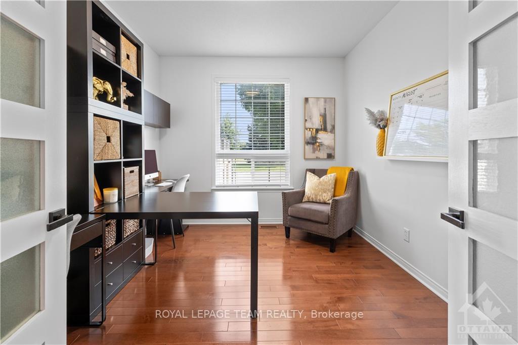 Photo 13 of 650 Brookwood Circle, Ottawa, Barrhaven - Stonebridge — HOMEH