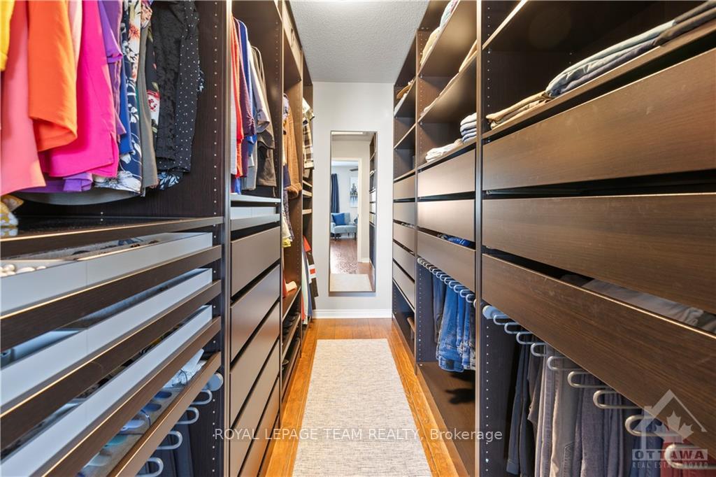 Photo 16 of 650 Brookwood Circle, Ottawa, Barrhaven - Stonebridge — HOMEH