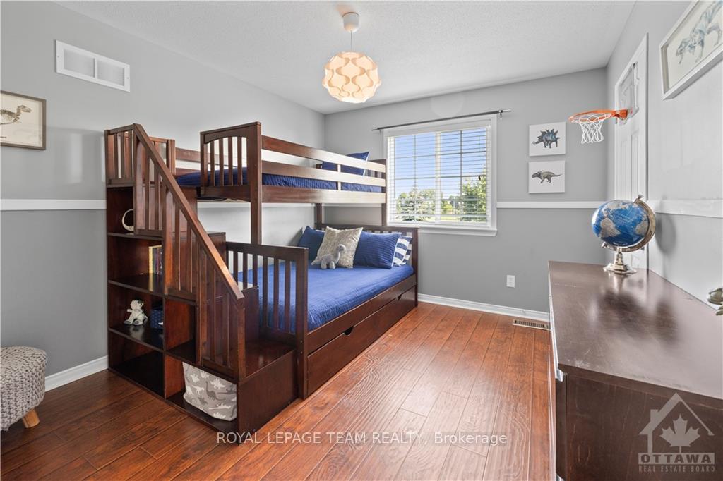 Photo 20 of 650 Brookwood Circle, Ottawa, Barrhaven - Stonebridge — HOMEH