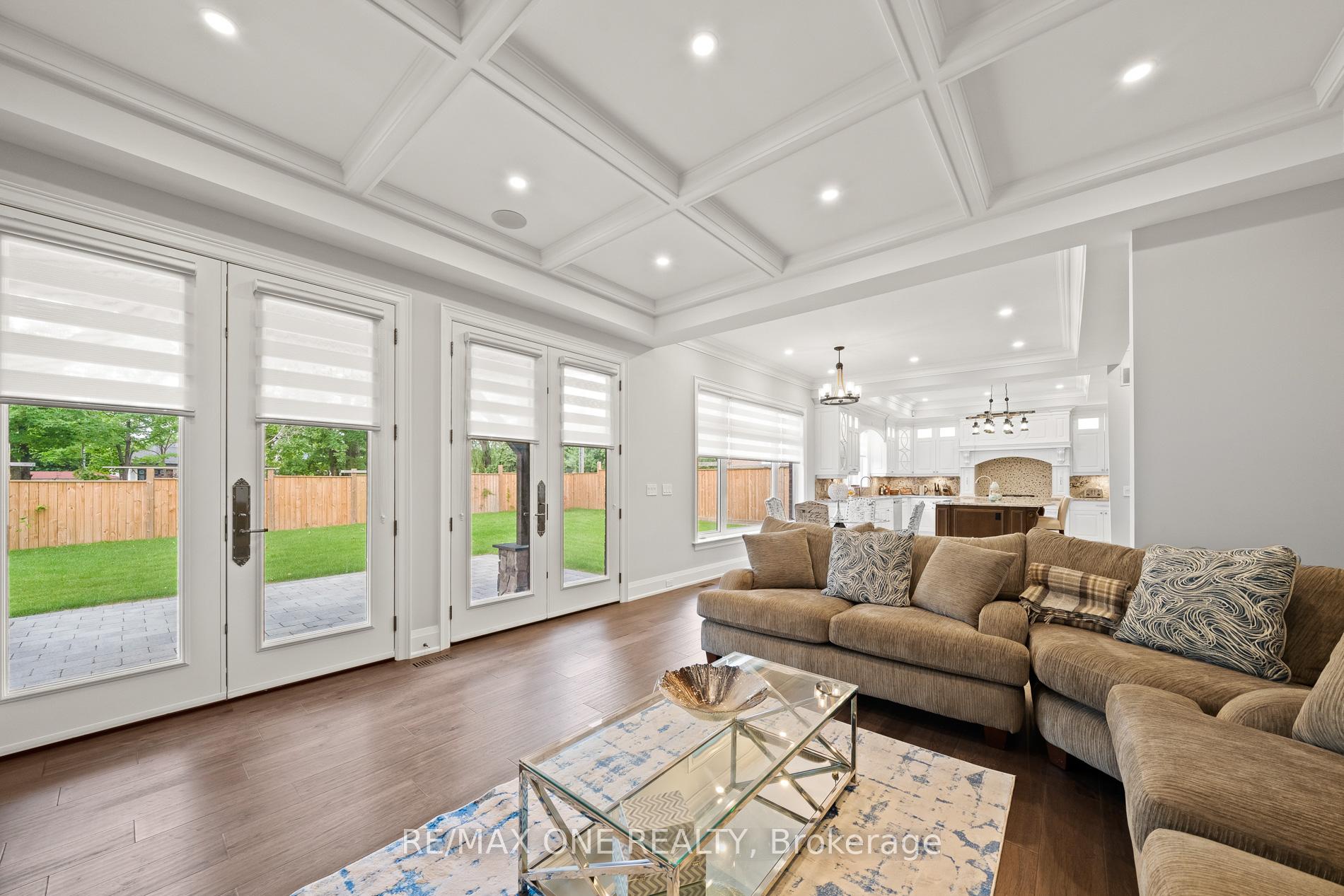 Photo 20 of 14 Clemson Crescent, Vaughan, Maple — HOMEH