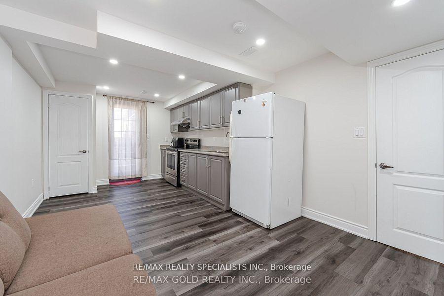Photo 2 of 59 Eastway (Basement) Street E, Brampton, Gore Industrial North — HOMEH